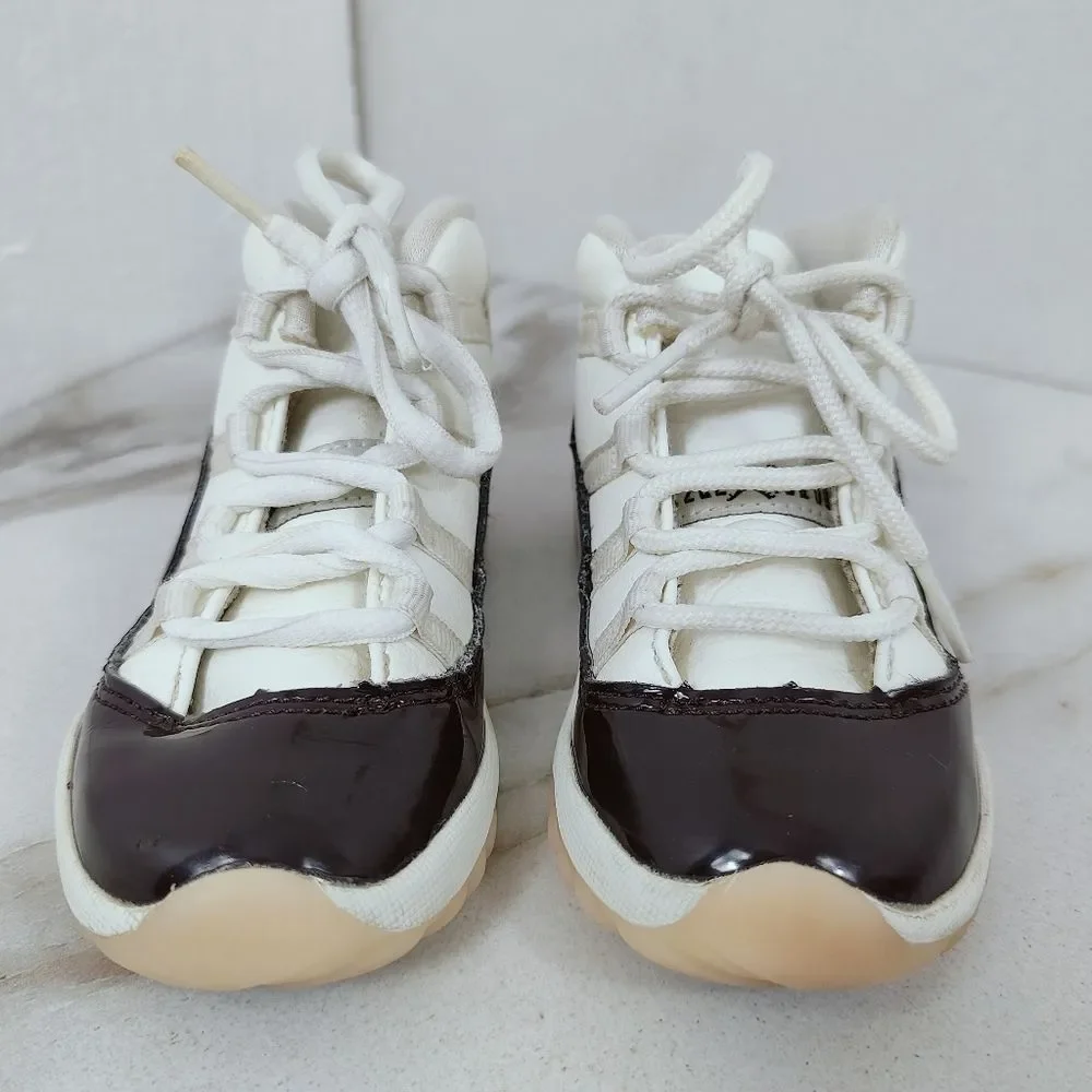 Nike Toddler Kids Air Jordan 11 Retro 'Neapolitan' Sneakers, Black White, Sz 9C